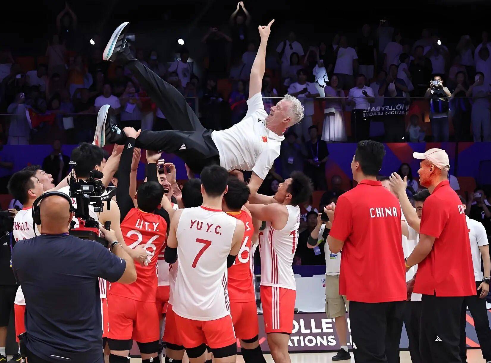 完美体育直播机构-包含塞尔维亚男篮队伍仍在寻求状态提升，备战大赛的词条