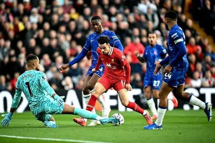 完美体育赛事官方-包含曼城客场轻松击败布莱顿，继续追赶领头羊利物浦！的词条